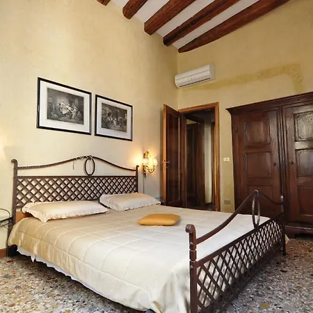 Casa Dei Pittori Apartment *