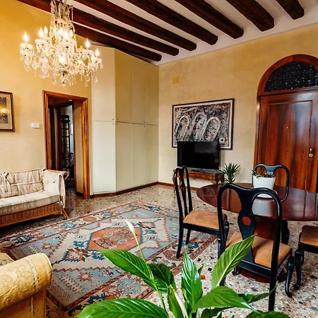 Casa Dei Pittori * Benátky