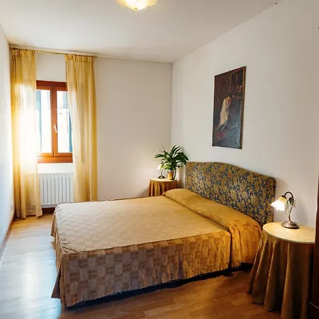 Lejlighed Casa Dei Pittori *