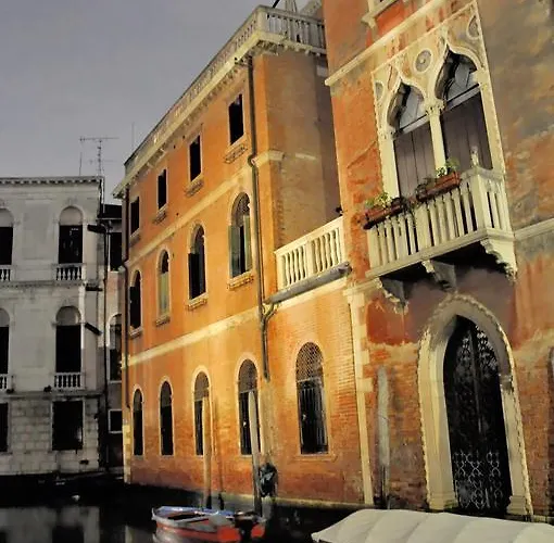 Lejlighed Casa Dei Pittori *