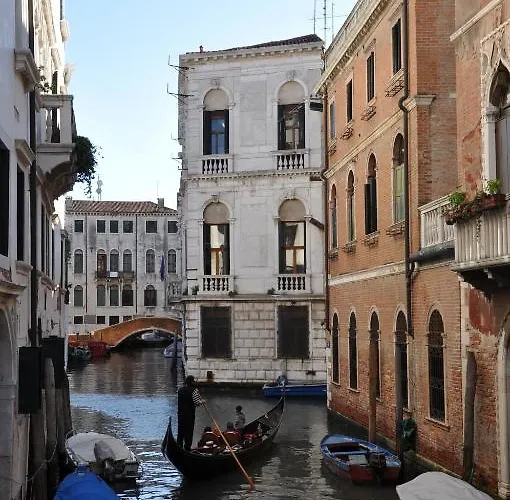 Lejlighed Casa Dei Pittori